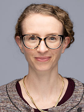 Headshot of Anna Schoenbrunner, Plastic Surgeon